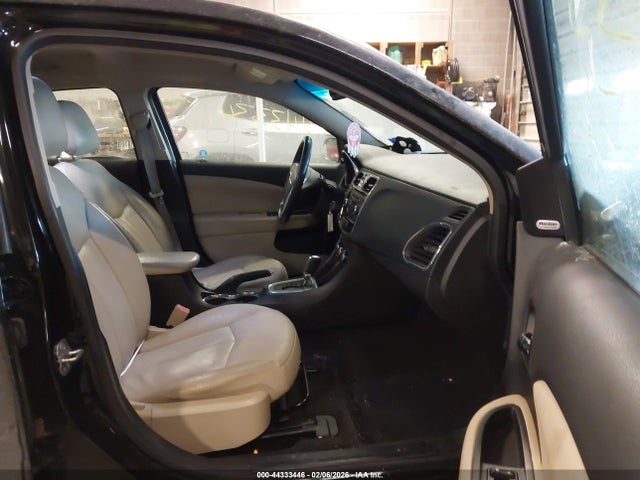 Aukcja sprzedaży 2013 Chrysler 200 Limited, vin: 1C3CCBCG2DN743815, numer aukcji: 44333446