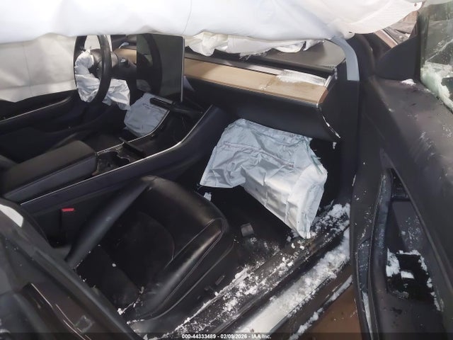 2018 TESLA MODEL 3 5YJ3E1EA4JF007820 Photo 4