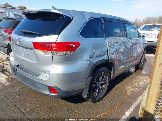 Продажа на аукционе авто 2017 Toyota Highlander Le Plus, vin: 5TDBZRFHXHS357730, номер лота: 44333529