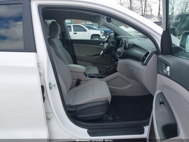 2020 HYUNDAI TUCSON KM8J33A43LU157254 Photo 4