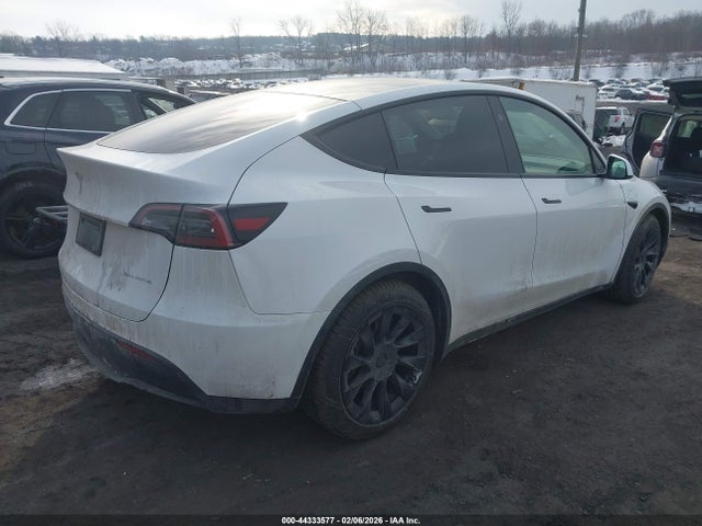 Продаж на аукціоні авто 2024 Tesla Model Y Long Range Dual Motor All-wheel Drive, vin: 7SAYGAEE6RF080298, номер лоту: 44333577