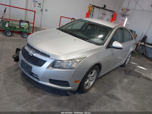 1G1PK5SB2E7437719 Chevrolet CRUZE LT