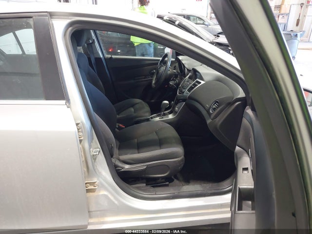 1G1PK5SB2E7437719 Chevrolet CRUZE LT
