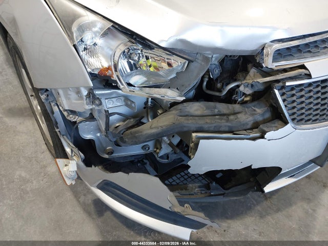 1G1PK5SB2E7437719 Chevrolet CRUZE LT