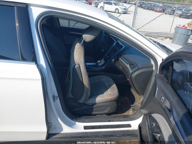 Ford FUSION S 2016 3FA6P0G79GR269624 Image 5