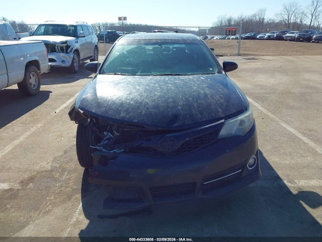 44333608 :رقم المزاد ، 4T1BK1FK6EU538473 vin ، 2014 Toyota Camry Se V6 مزاد بيع