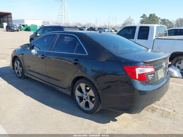 44333608 :رقم المزاد ، 4T1BK1FK6EU538473 vin ، 2014 Toyota Camry Se V6 مزاد بيع