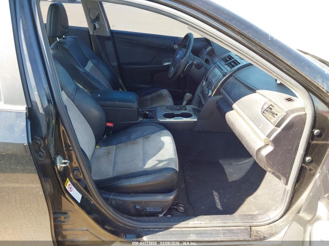 44333608 :رقم المزاد ، 4T1BK1FK6EU538473 vin ، 2014 Toyota Camry Se V6 مزاد بيع