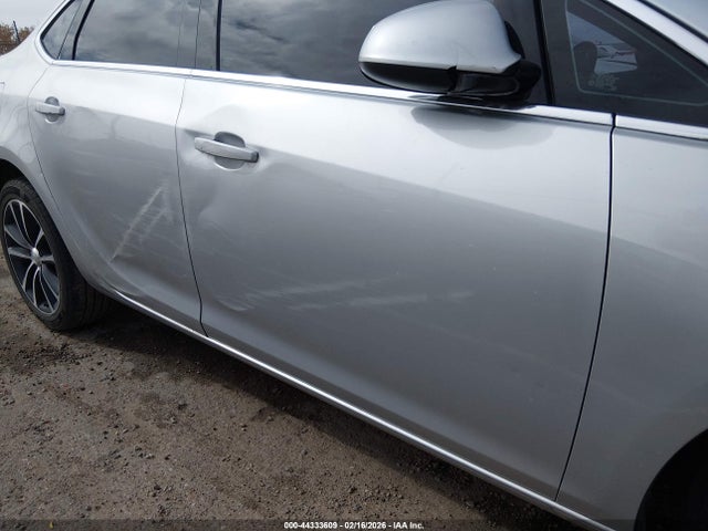 1G4PW5SK8G4172008 Buick Verano Sport Touring Group
