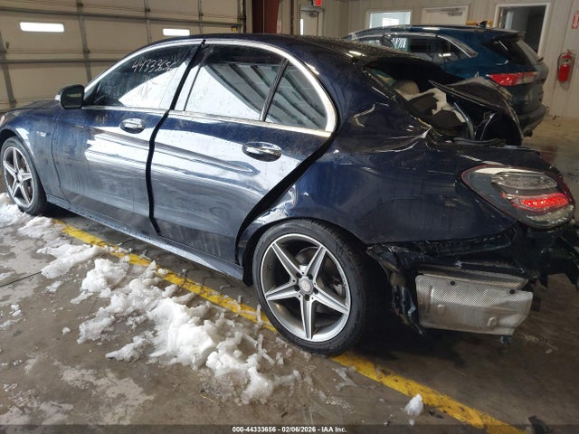 Продаж на аукціоні авто 2015 Mercedes-benz C 400 4matic, vin: 55SWF6GB2FU022416, номер лоту: 44333656