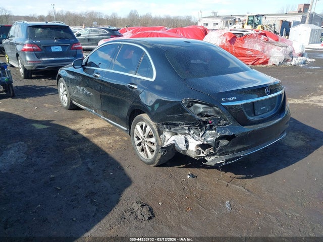 2019 Mercedes-benz C 300 4matic მანქანა იყიდება აუქციონზე, vin: 55SWF8EB1KU283254, აუქციონის ნომერი: 44333702