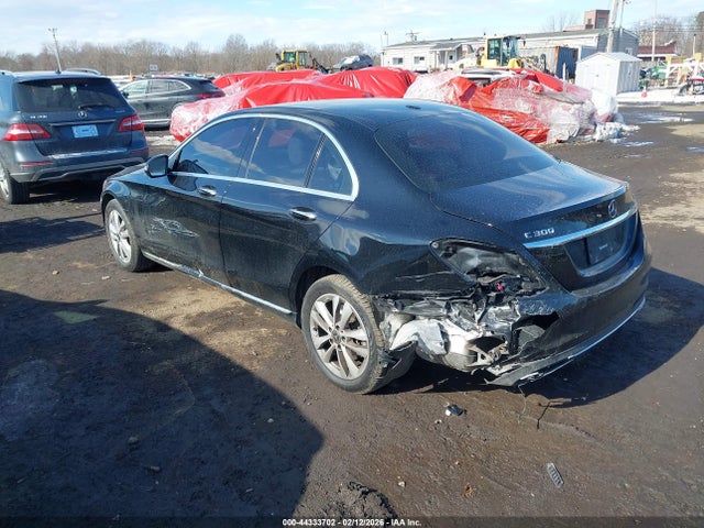 2019 Mercedes-benz C 300 4matic მანქანა იყიდება აუქციონზე, vin: 55SWF8EB1KU283254, აუქციონის ნომერი: 44333702