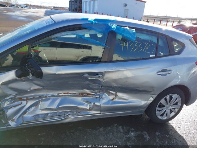 4S3GTAB65N3720994 Subaru Impreza Base 5-door