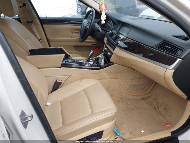 2013 Bmw 528i მანქანა იყიდება აუქციონზე, vin: WBAXG5C50DDY37566, აუქციონის ნომერი: 44333769