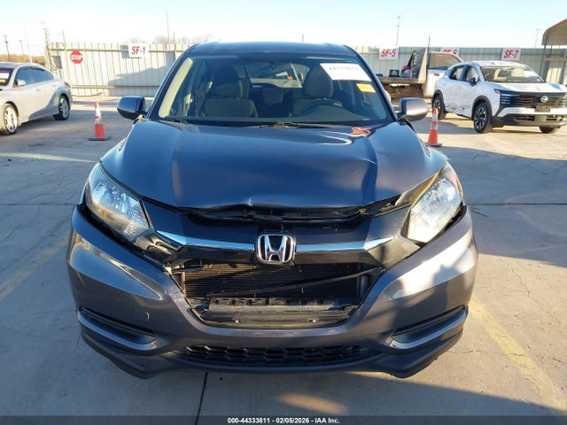 3CZRU5H31JG704660 Honda HR-V LX