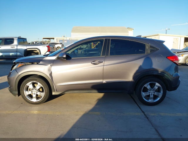 3CZRU5H31JG704660 Honda HR-V LX