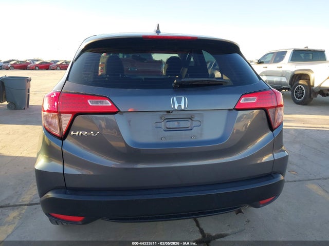 3CZRU5H31JG704660 Honda HR-V LX