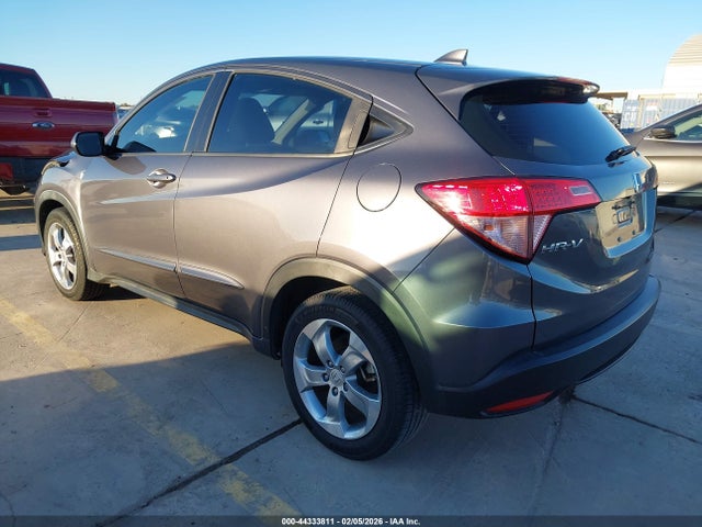 3CZRU5H31JG704660 Honda HR-V LX