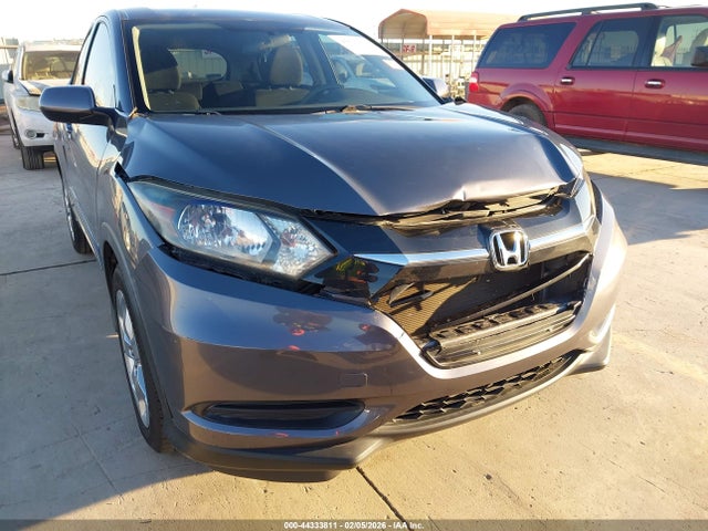 3CZRU5H31JG704660 Honda HR-V LX