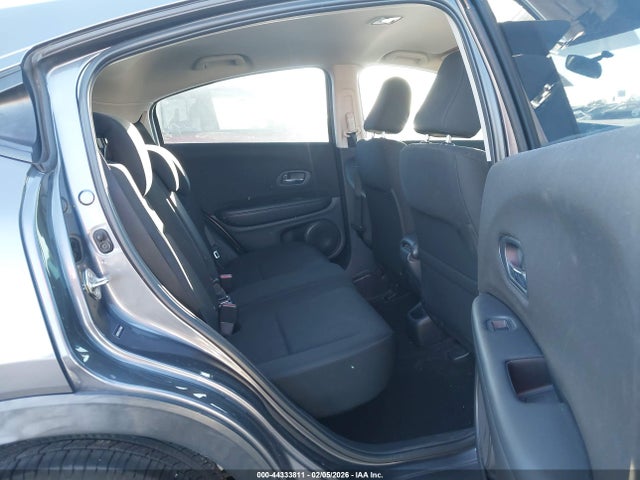 3CZRU5H31JG704660 Honda HR-V LX