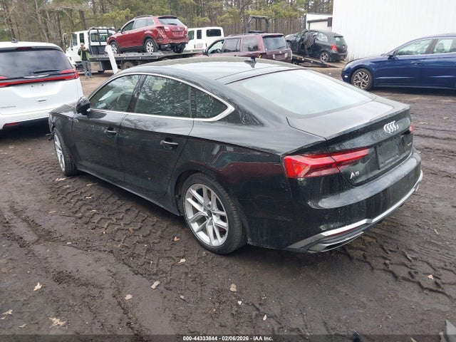 2024 AUDI A5 SPORTBACK WAUFACF59RA066854 Photo 2