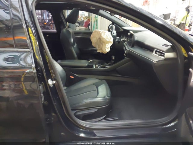 5XXG64J28NG094493 KIA K5 Gt-line