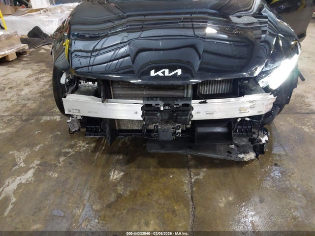 5XXG64J28NG094493 KIA K5 Gt-line
