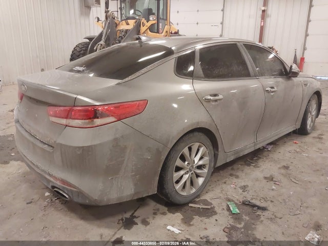 Aukcja sprzedaży 2017 Kia Optima Lx, vin: 5XXGT4L3XHG162800, numer aukcji: 44333850