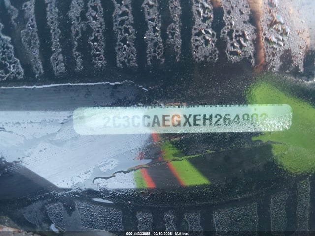44333888 :رقم المزاد ، 2C3CCAEGXEH264902 vin ، 2014 Chrysler 300c مزاد بيع