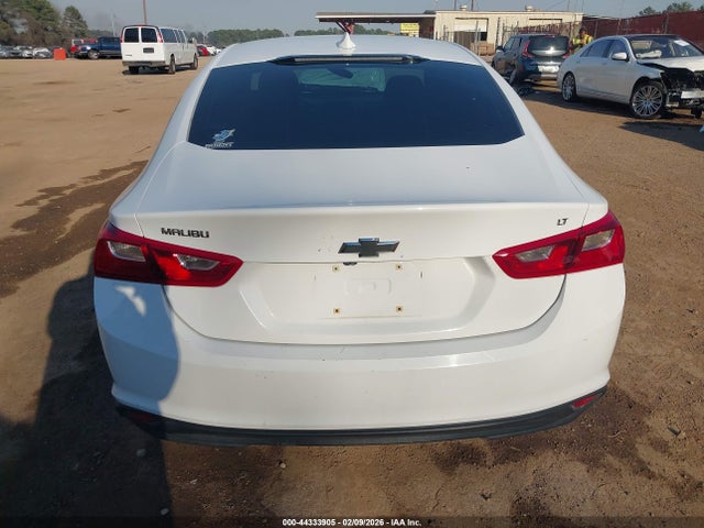 1G1ZD5ST8JF277048 Chevrolet MALIBU LT