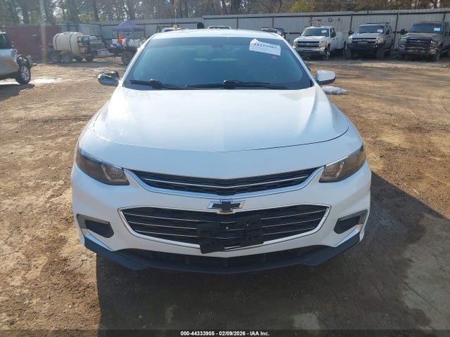 1G1ZD5ST8JF277048 Chevrolet MALIBU LT