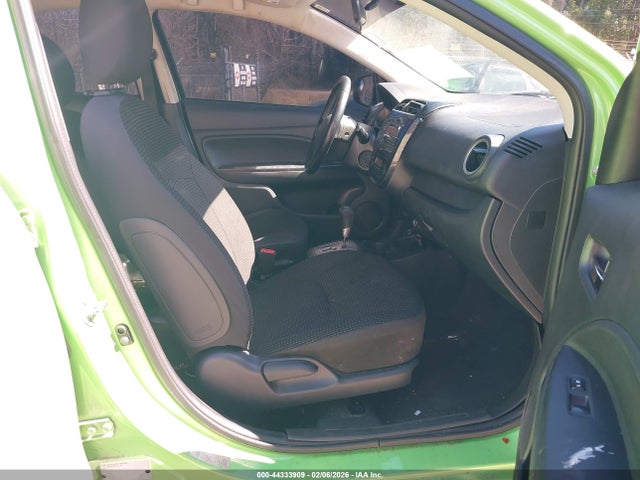 2015 MITSUBISHI MIRAGE ML32A4HJ5FH008974 Photo 4