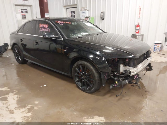 2016 AUDI A4 WAUBFAFL2GN018055 Photo 0