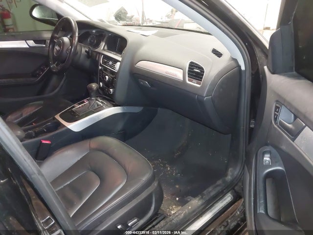2016 AUDI A4 WAUBFAFL2GN018055 Photo 4