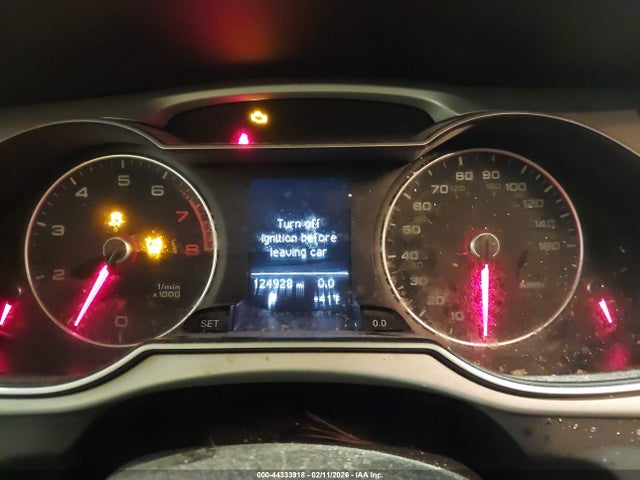 2016 AUDI A4 WAUBFAFL2GN018055 Photo 6