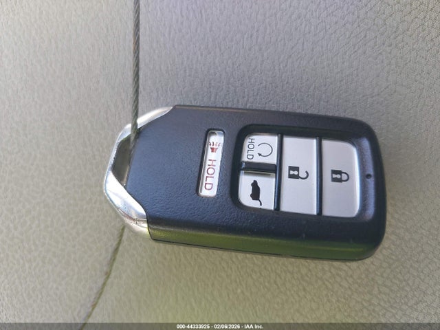 7FARW1H52ME000332 Honda Cr-v 2wd Ex