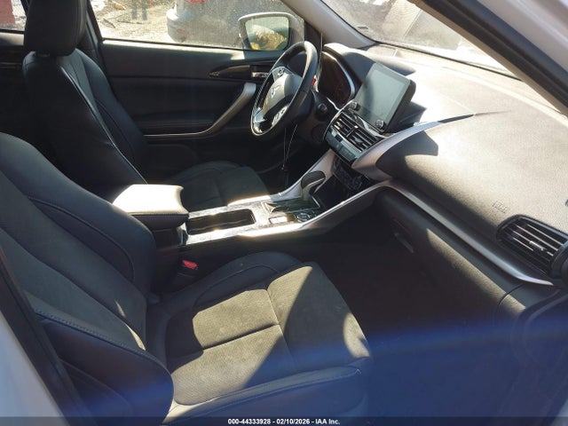 2025 MITSUBISHI ECLIPSE CROSS JA4ATWAA3SZ004767 Photo 4