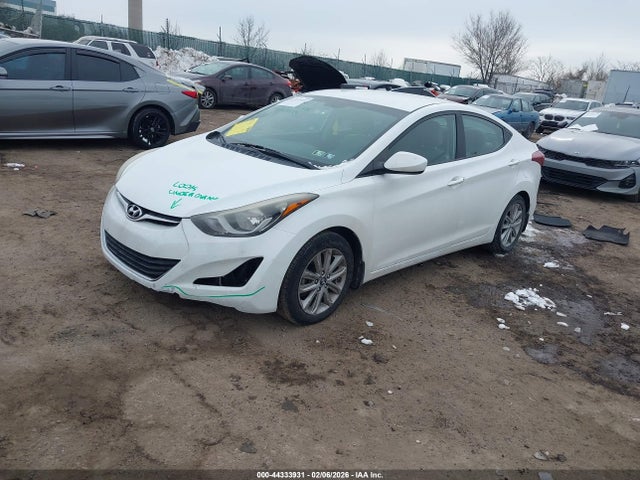 Hyundai ELANTRA SE 2014 5NPDH4AE5EH488173 Image 2