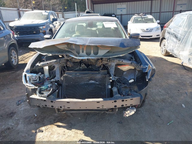 44333965 :رقم المزاد ، 2C3CCAAG0FH801994 vin ، 2015 Chrysler 300 Limited مزاد بيع