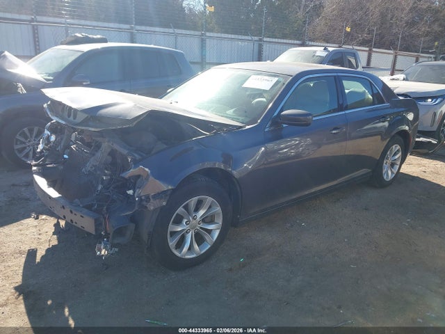 44333965 :رقم المزاد ، 2C3CCAAG0FH801994 vin ، 2015 Chrysler 300 Limited مزاد بيع
