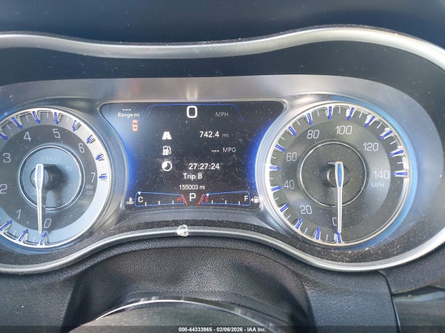 44333965 :رقم المزاد ، 2C3CCAAG0FH801994 vin ، 2015 Chrysler 300 Limited مزاد بيع