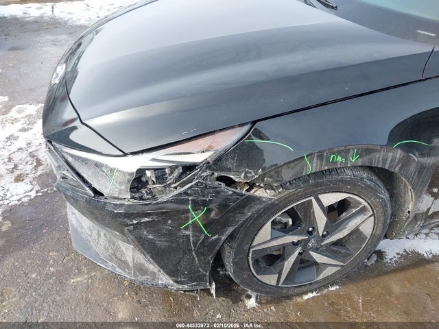 KMHLP4AG1PU425995 Hyundai Elantra Limited