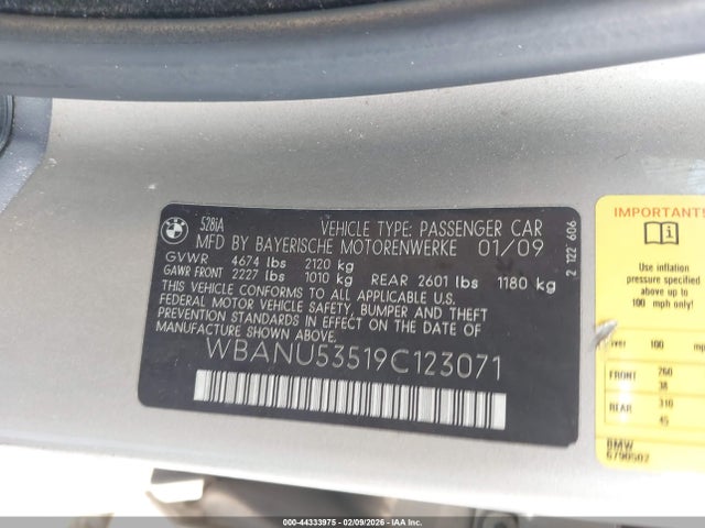 2009 Bmw 528i მანქანა იყიდება აუქციონზე, vin: WBANU53519C123071, აუქციონის ნომერი: 44333975