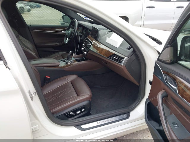 2017 BMW 540I WBAJE5C33HG477935 Photo 4