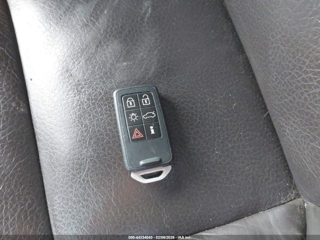 Volvo Xc70 3.2 Premier 2014 YV4940BL8E1183732 Image 11