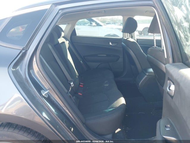 KNAGT4L31G5110732 KIA Optima Lx