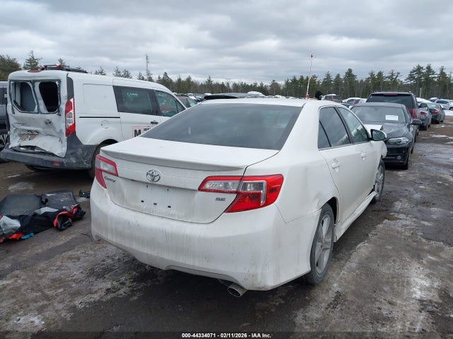Toyota CAMRY SE 2014 4T1BF1FK2EU439587 Image 4