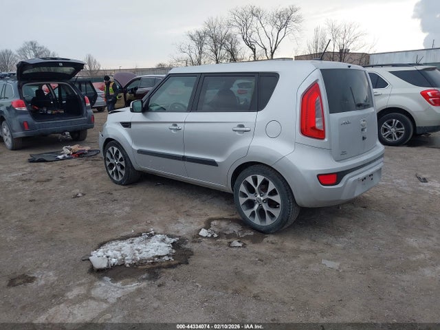 2013 KIA SOUL KNDJT2A68D7584297 Photo 2