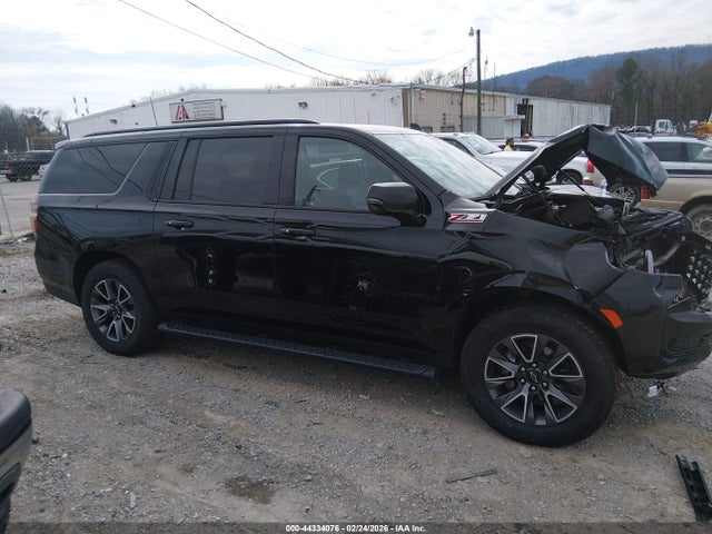 Продажа на аукционе авто 2023 Chevrolet Suburban 4wd Z71, vin: 1GNSKDKD6PR287299, номер лота: 44334076