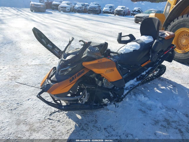 Ski-Doo Grand Touring 2025 2BPSEBSA1SV000133 Image 2